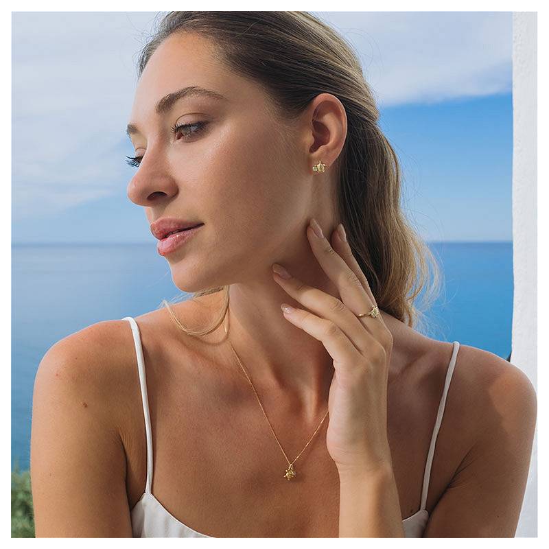 14kt Gold Lab Diamond Turtle Necklace