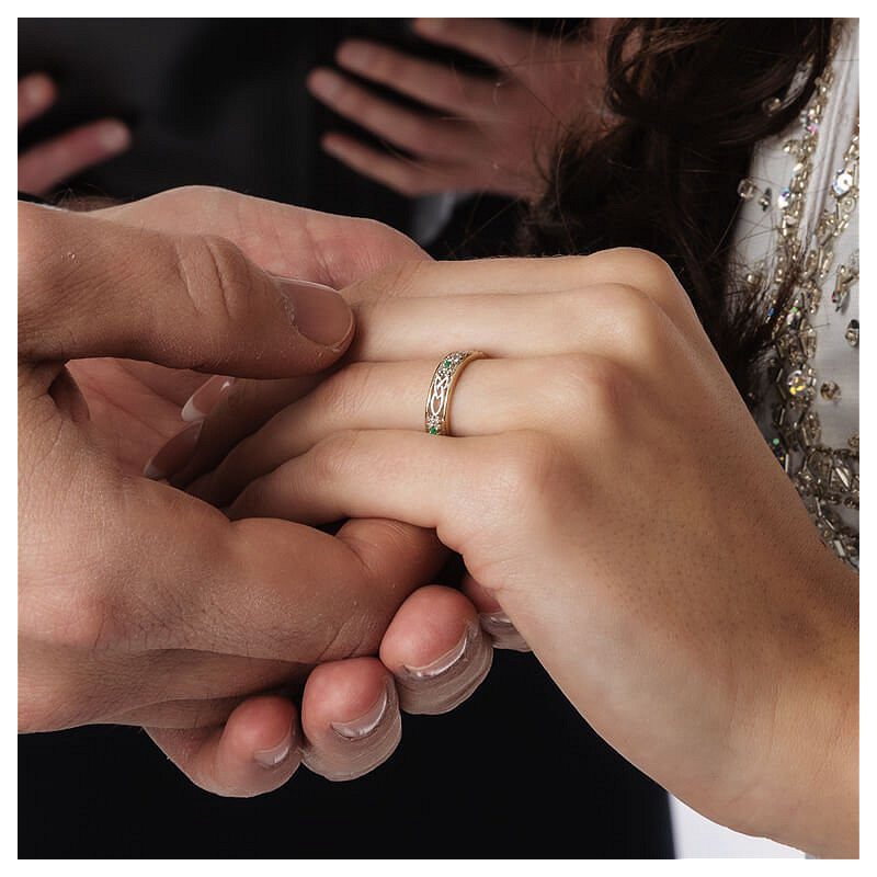 14ct Y/W EM/DIA CELTIC WED